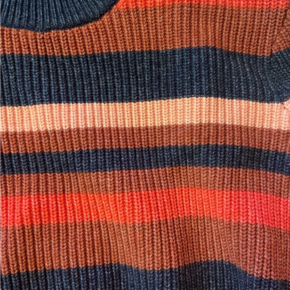 L.L. Bean Signature Sweater - Picture 4 of 4